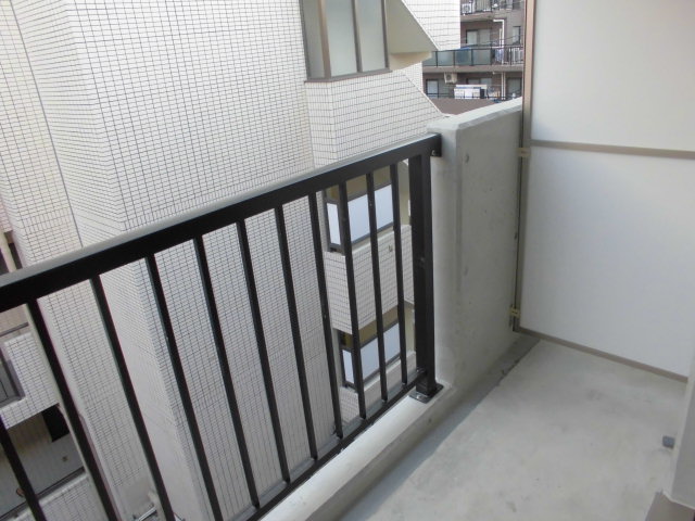 17/30 バルコニー