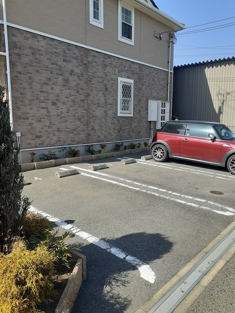 17/23 駐車場