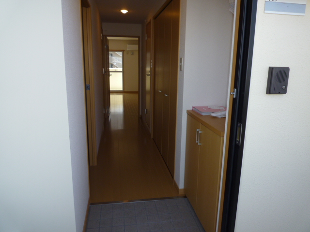 8/23 玄関