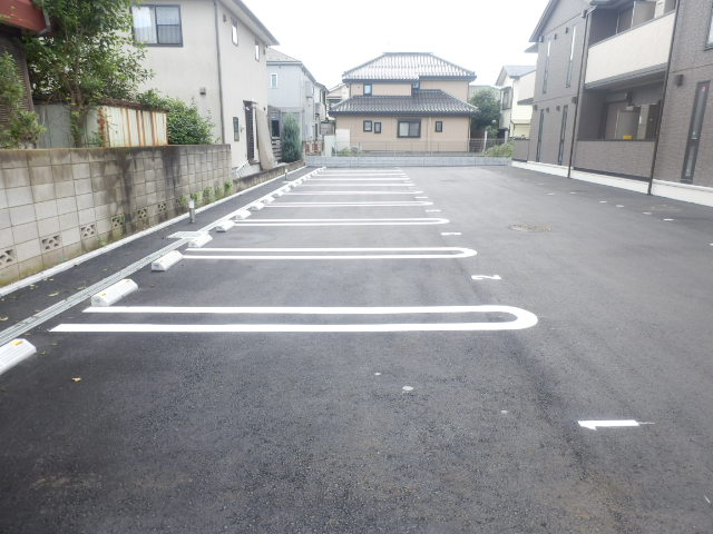 22/30 駐車場