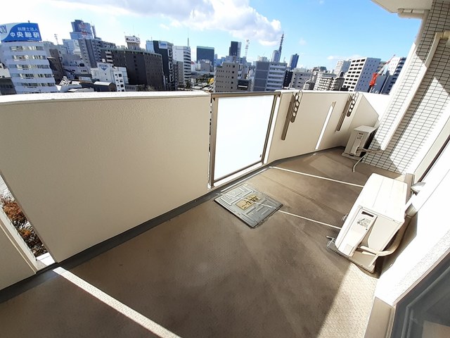 13/21 バルコニー