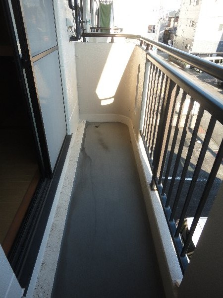 15/23 バルコニー