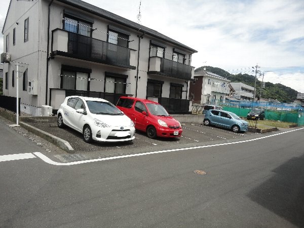 22/25 駐車場