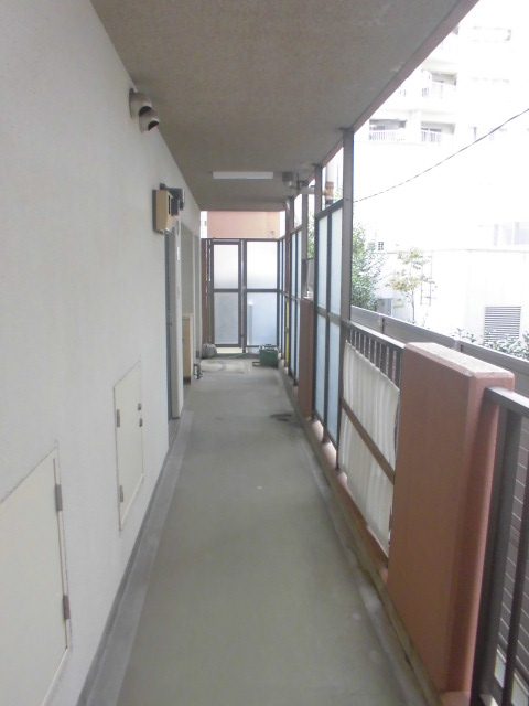 22/30 エントランス