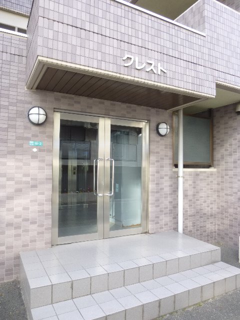 21/30 エントランス