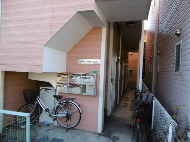 22/30 エントランス