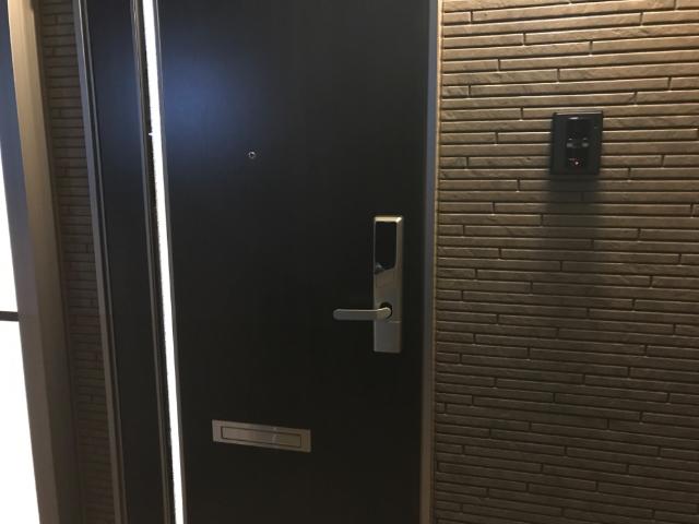 15/27 玄関