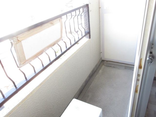 17/27 バルコニー