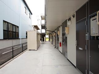 13/24 エントランス