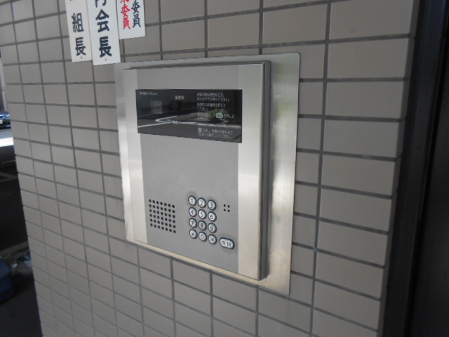 21/29 エントランス