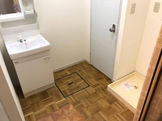 18/30 洗面
