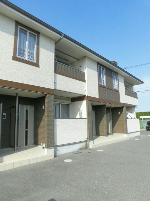 14/23 エントランス