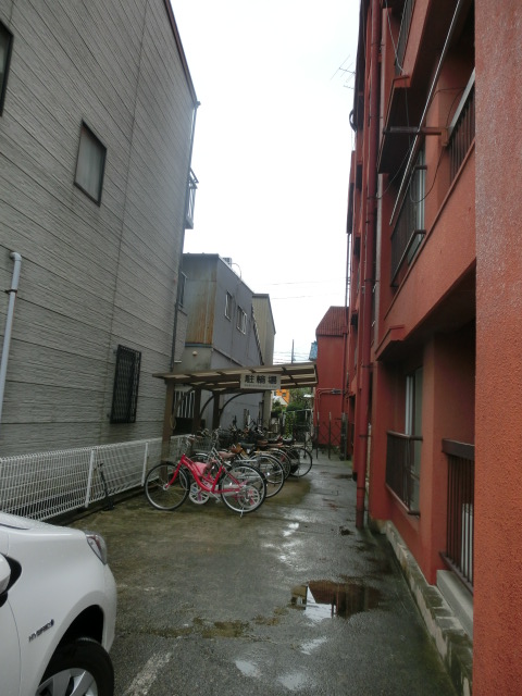 22/30 駐車場