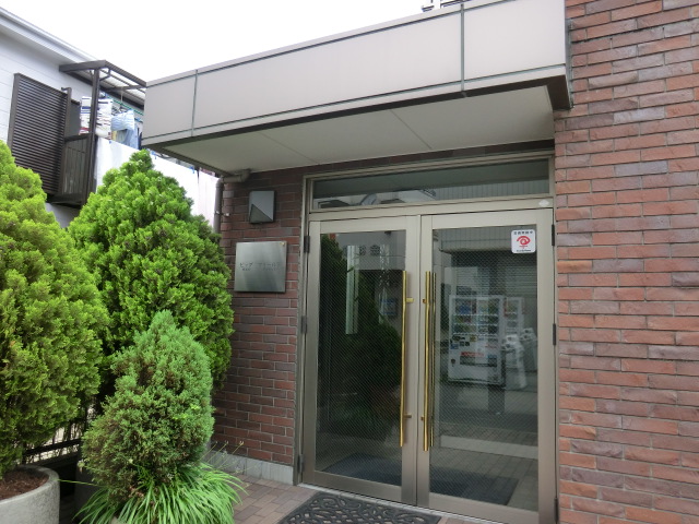 22/29 エントランス