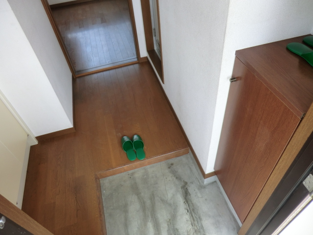 13/30 玄関