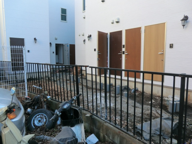 18/25 エントランス