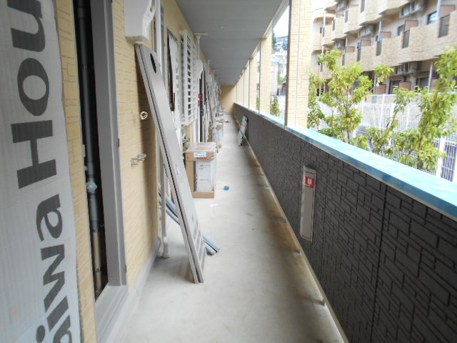 21/30 エントランス