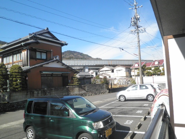 18/20 駐車場