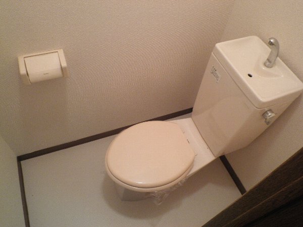 14/23 トイレ