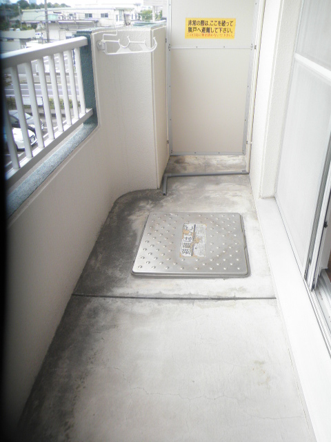 13/28 バルコニー