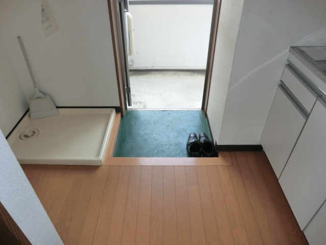 15/16 エントランス