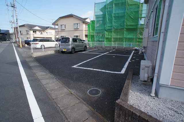 14/20 駐車場