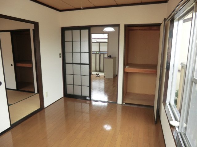 15/19 エントランス