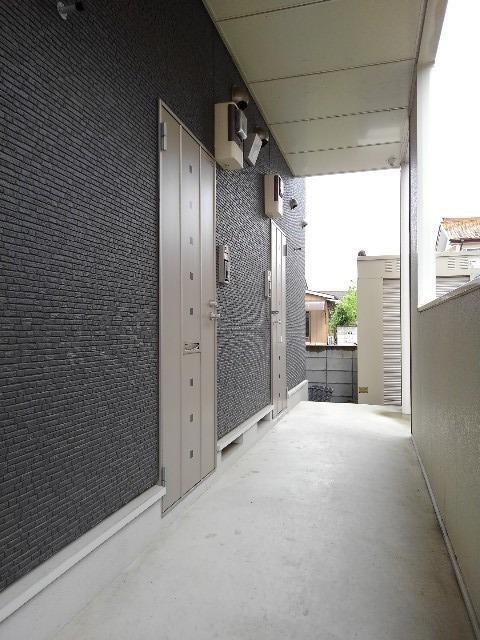 13/24 エントランス