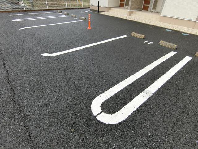 14/20 駐車場