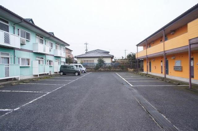 14/20 駐車場