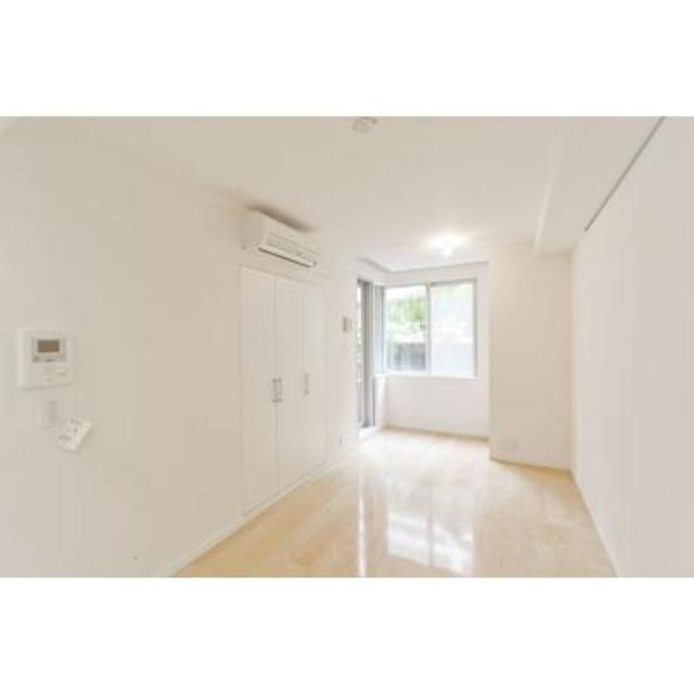 14/30 リビング/ダイニング