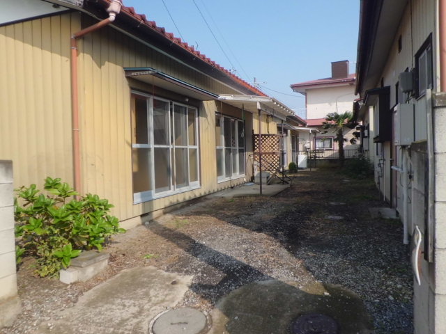 22/29 エントランス