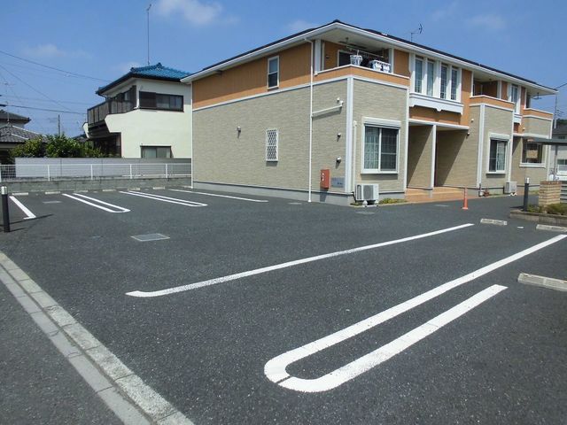 14/20 駐車場