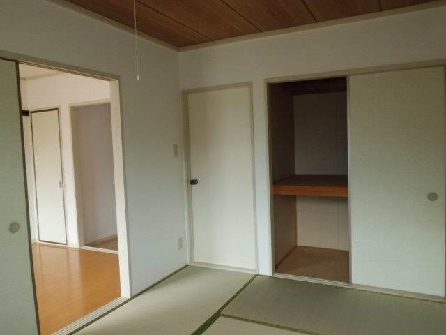 13/23 浴室