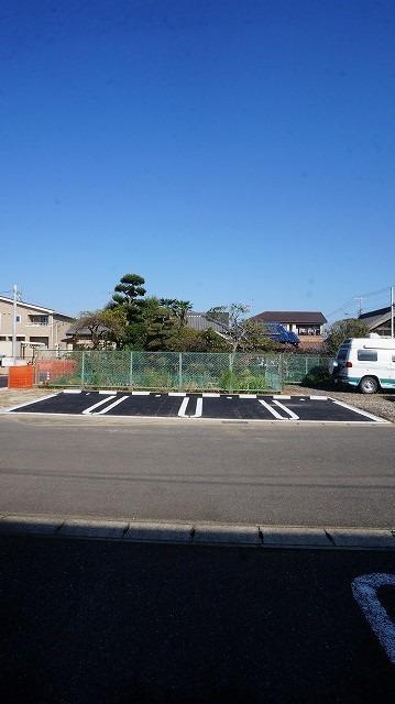 14/20 駐車場