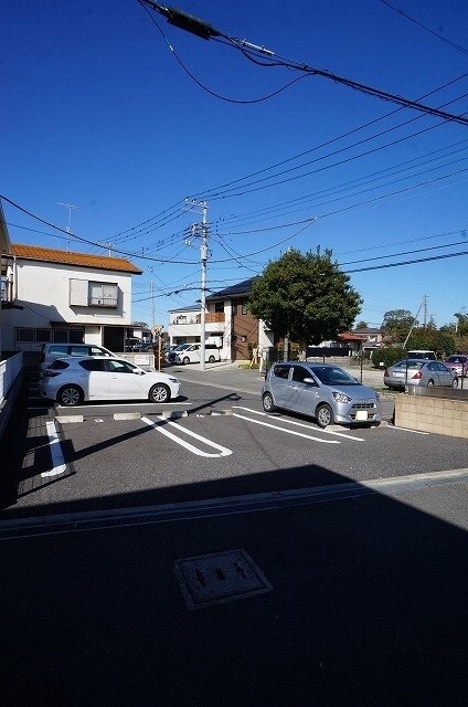 20/30 駐車場