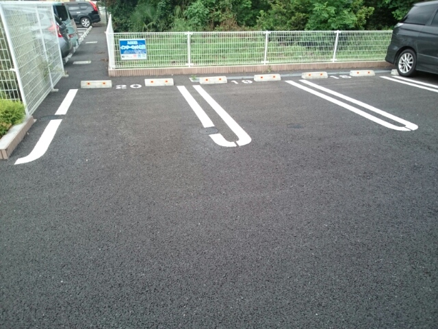 14/20 駐車場
