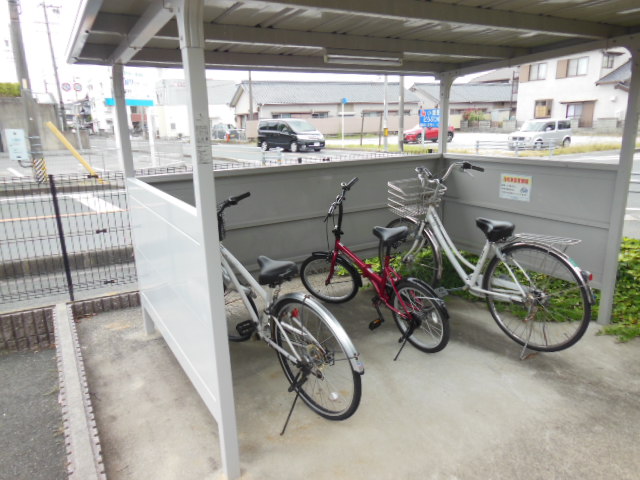 21/30 エントランス