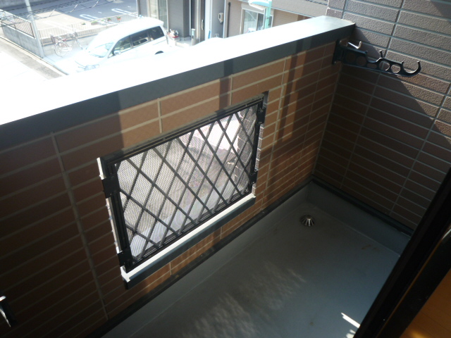 18/28 バルコニー