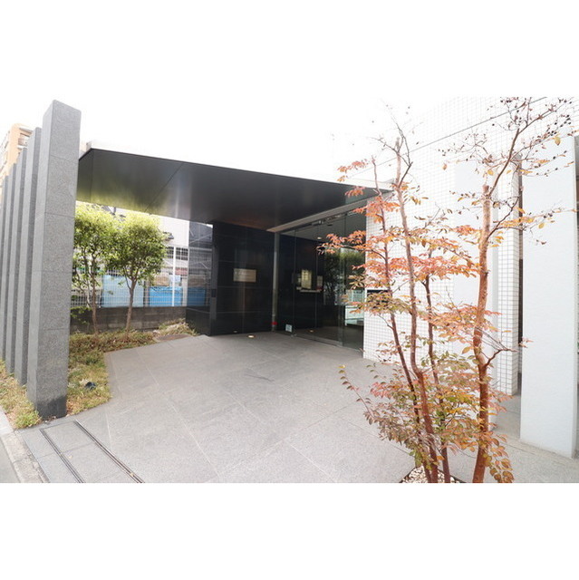 20/22 エントランス