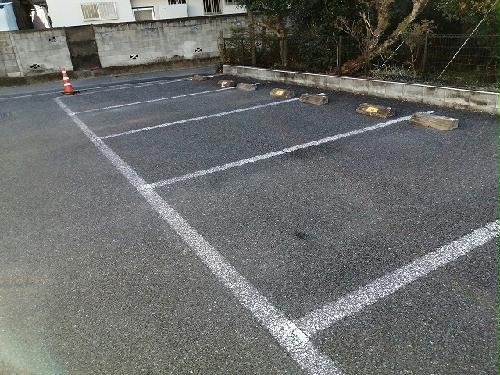 14/14 駐車場
