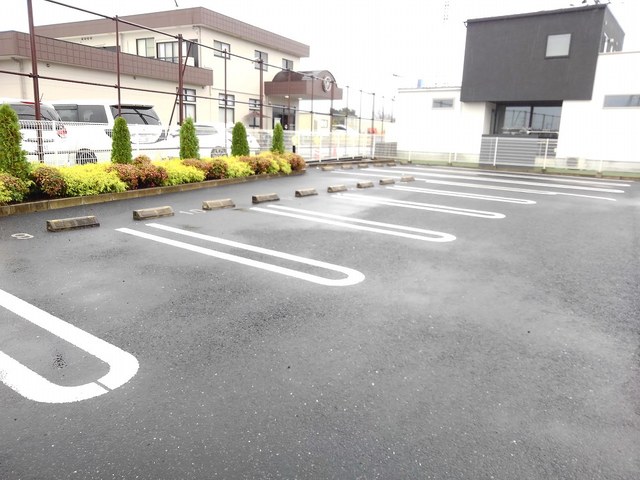 14/20 駐車場