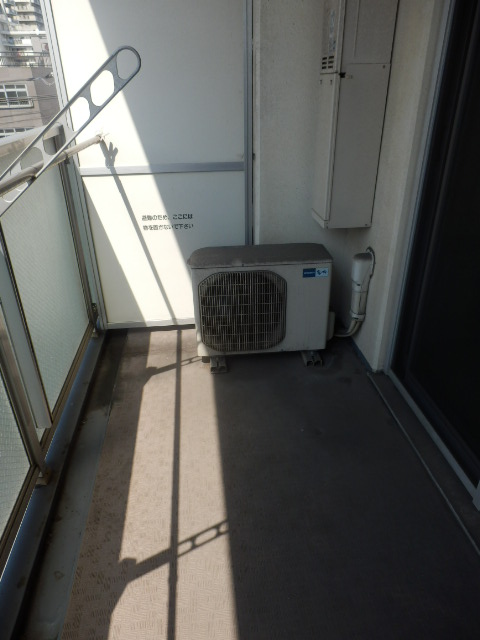 13/23 バルコニー