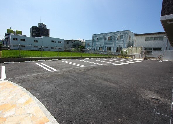 14/20 駐車場