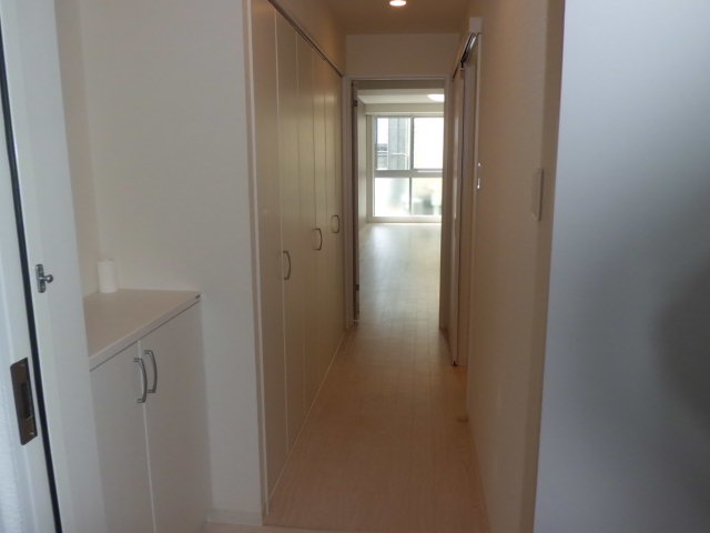 22/30 エントランス