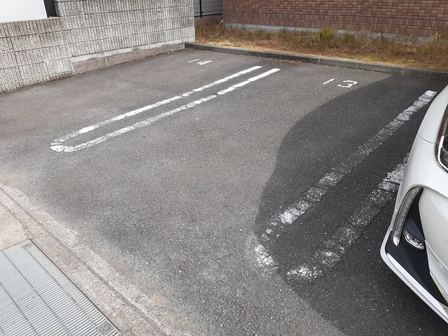 14/20 駐車場