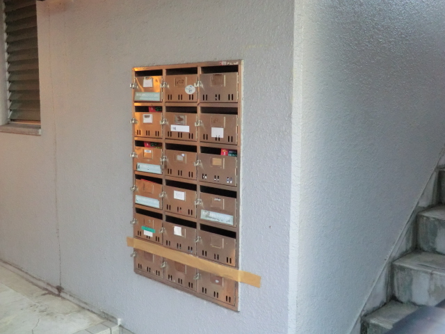 21/28 エントランス