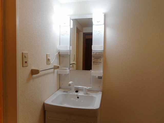 20/26 エントランス