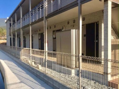 13/17 エントランス