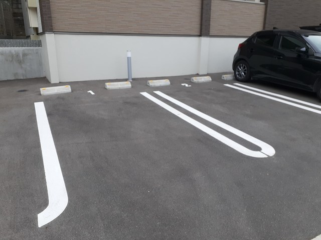 2/8 駐車場